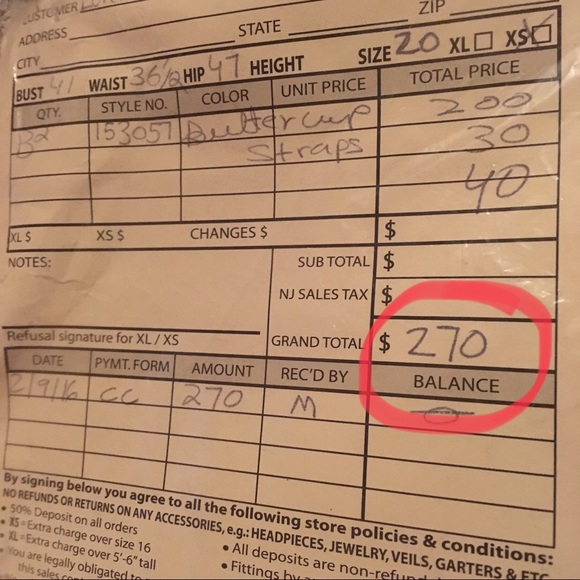 💛 $270 Dress 💛 - Picture 3 of 6